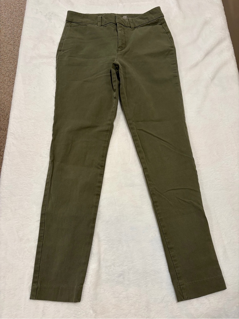 Old Navy High Rise Pixie Ankle Pants - Size 4 - Olive Green